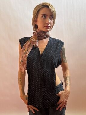 Dolce & Gabbana 1995 100% Silk top and attached Scarf Dolce Top w/